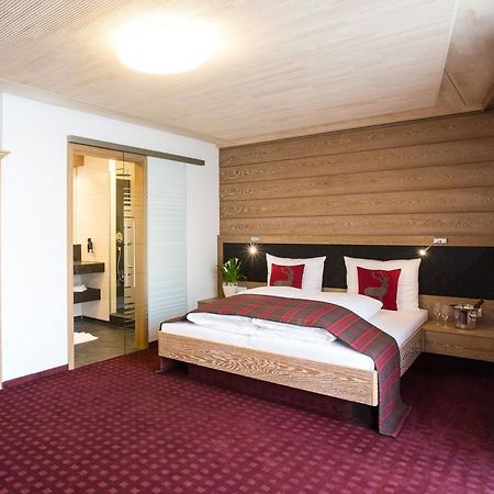 Hotel Kreuz Gaestehaus Und Lauchertbar Mit Terrasse Gammertingen ภายนอก รูปภาพ