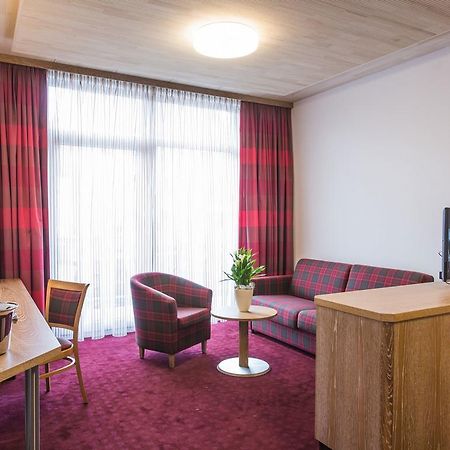 Hotel Kreuz Gaestehaus Und Lauchertbar Mit Terrasse Gammertingen ภายนอก รูปภาพ